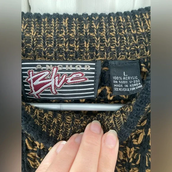 Vintage Anchor Blue Men Size Large Crewneck Sweater Textured 3D Knit 80's Retro - Picture 8 of 11